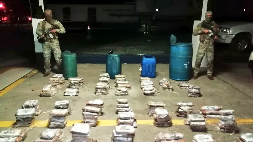 Parte de la droga decomisada