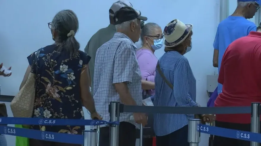 Panamanian retirees demand pension adjustments, information on recovered corruption funds