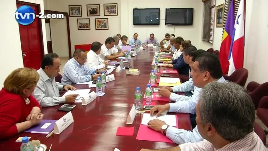 Panameñistas evaluaron apoyo para contralor y nuevas elecciones