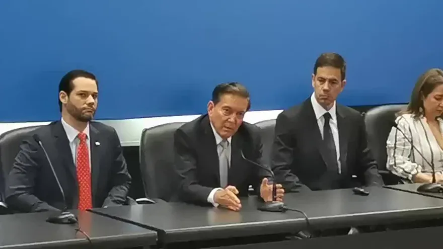 Cortizo dice que llamará a sesiones extraordinarias el 25 de noviembre