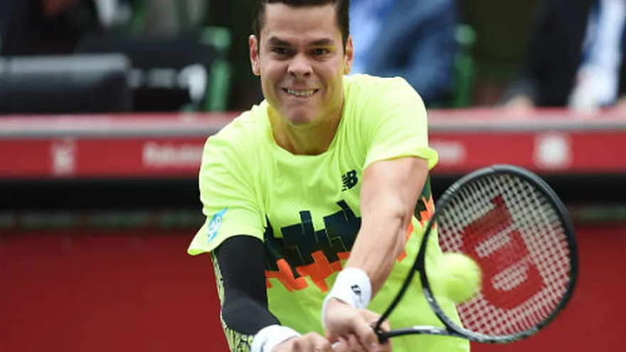 Nishikori y Raonic avanzan en Tokio