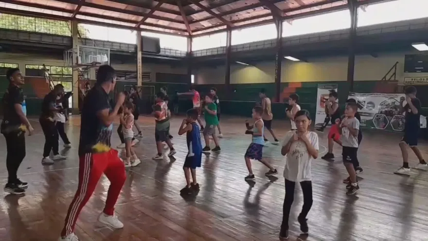 Boxeadores y Senafront unidos por la prevención juvenil