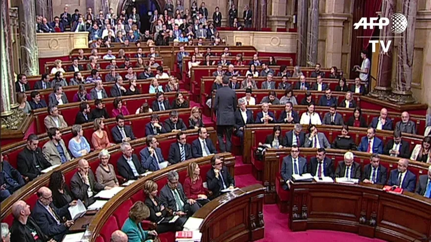 Cataluña inicia proceso de secesión de España