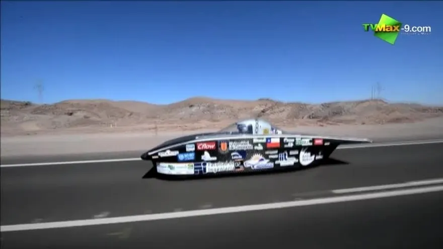 Chile lidera Carrera Solar de Atacama