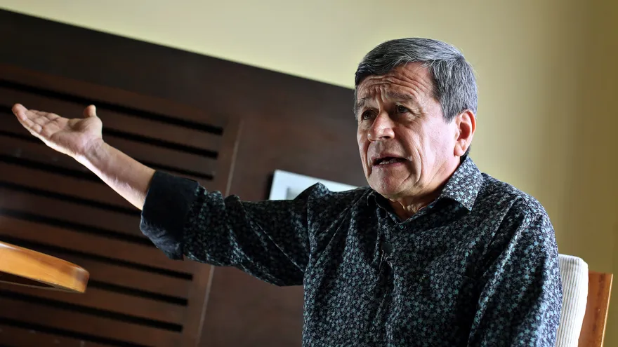 El jefe negociador de la guerrilla colombiana del Ejército de Liberación Nacional (ELN), Pablo Beltrán