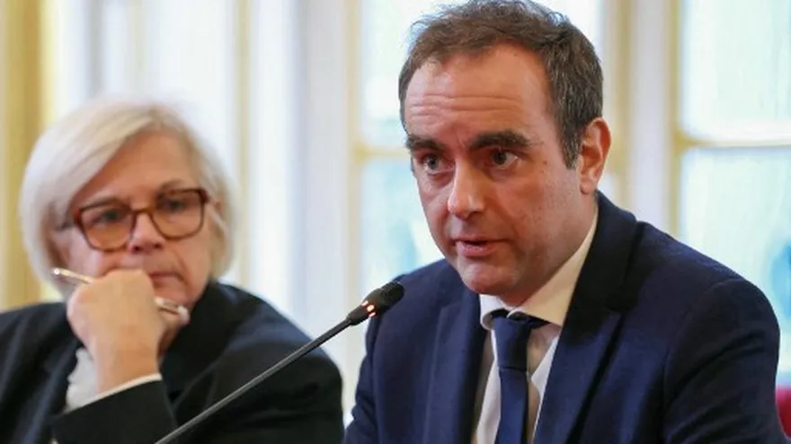 Sébastien Lecornu, ministro francés