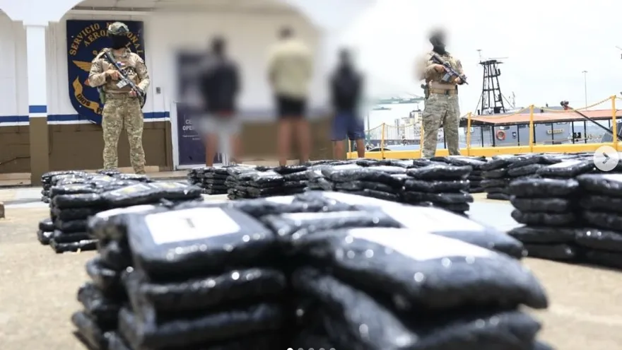 Decomisan 1,048 paquetes de presunta droga cerca de Punta Coco