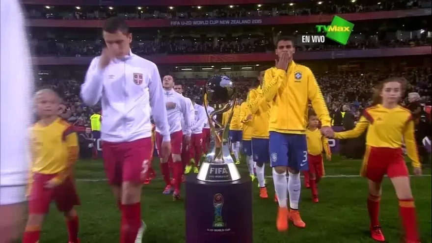 Serbia venció a Brasil 2 goles por 1 en la final