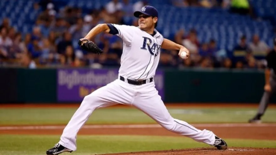 Moore logra victoria 10. Rays vencen a Azulejos