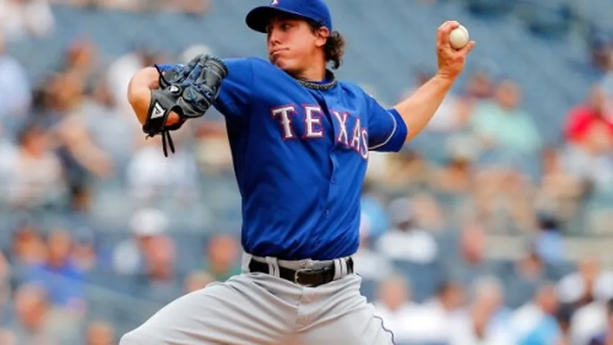 Rangers anulan a Yanquis. Gran labor de Holland