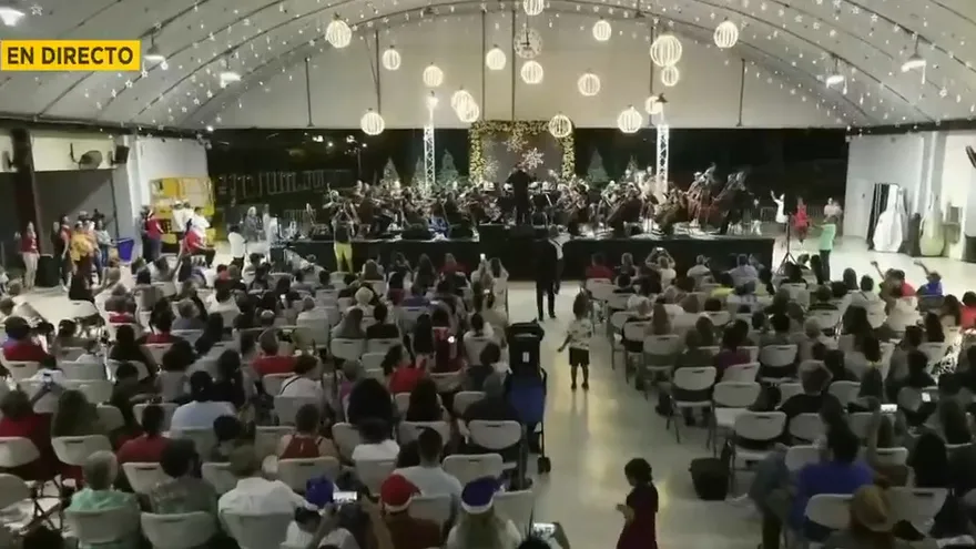 Primera Dama da detalles de 'Una Navidad de ilusión'