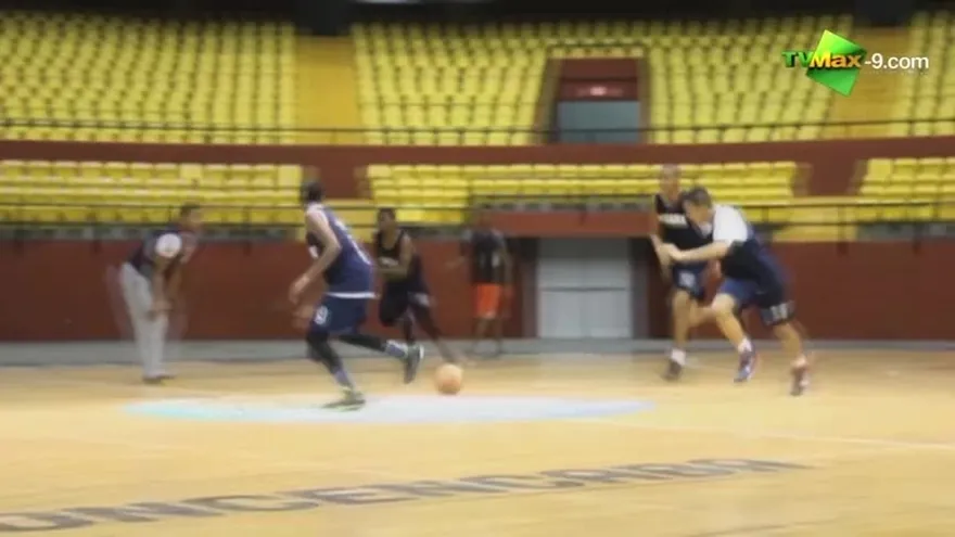 Quinteto Sub16 entrena para torneo internacional