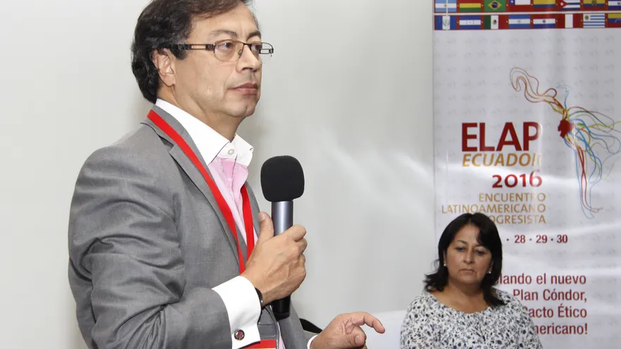 En la imagen un registro del exalcalde de Bogotá Gustavo Petro, quien buscará la Presidencia de Colombia respaldado por el movimiento Colombia Humana