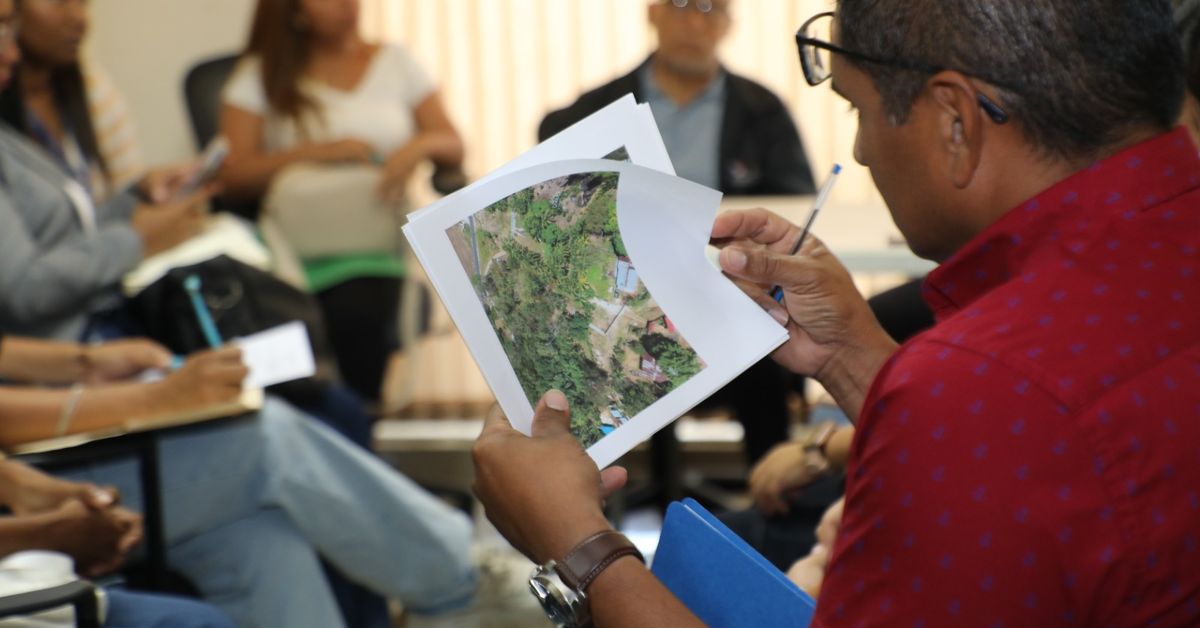 Evalúan alternativas de acceso en la Paz de Chilibre tras cierre de camino privado que provocó enfrentamientos