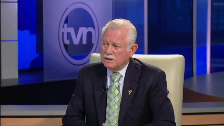 Analizan ampliación de la Beca Universal a escuelas privadas