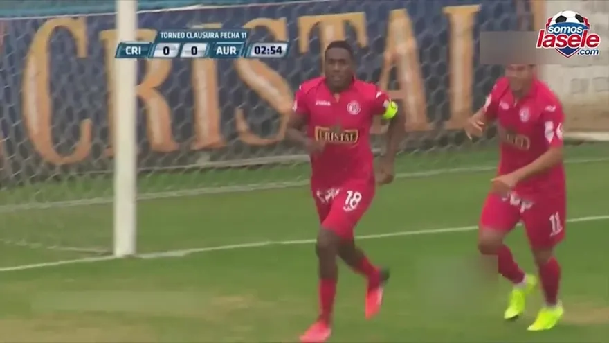 Luis Tejada anotó dos goles y alista buen momento para eliminatorias