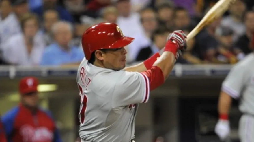 Filis ganan a Padres en 13 episodios. Ruiz destaca al bate