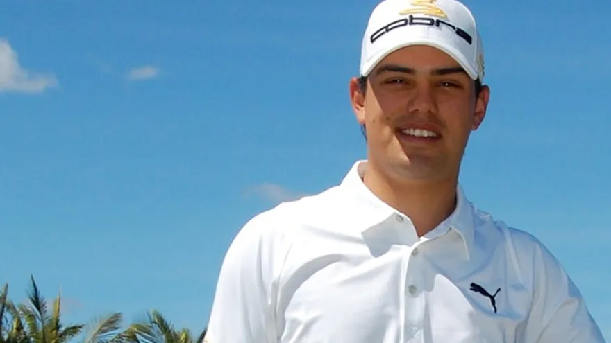 Velásquez se salió con una gran ronda de 64 golpes