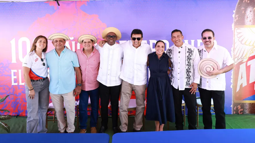 Este lanzamiento marca el inicio de un recorrido musical que celebra las canciones clásicas del típico panameño