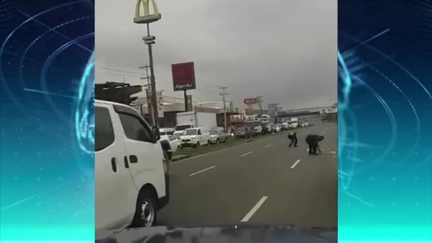 Operativo de captura de asaltantes, genera tranque