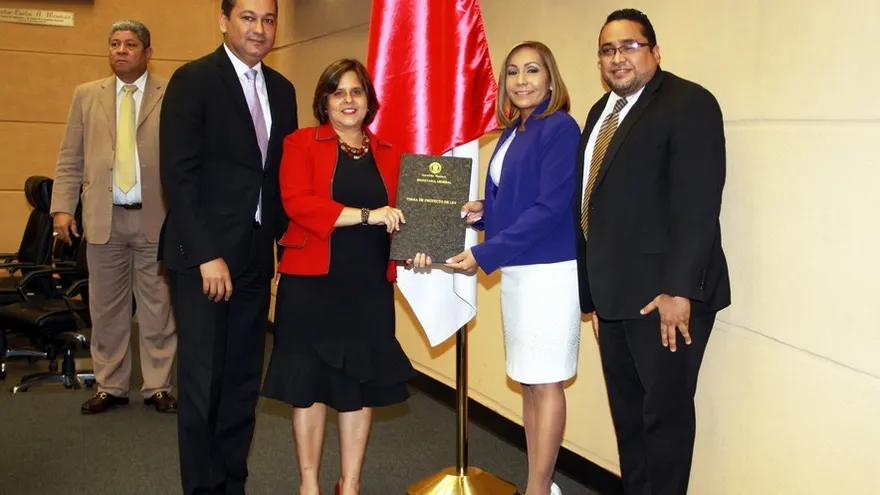 Asamblea aprueba en tercer debate proyecto de Ley para que los call centers no paguen impuestos