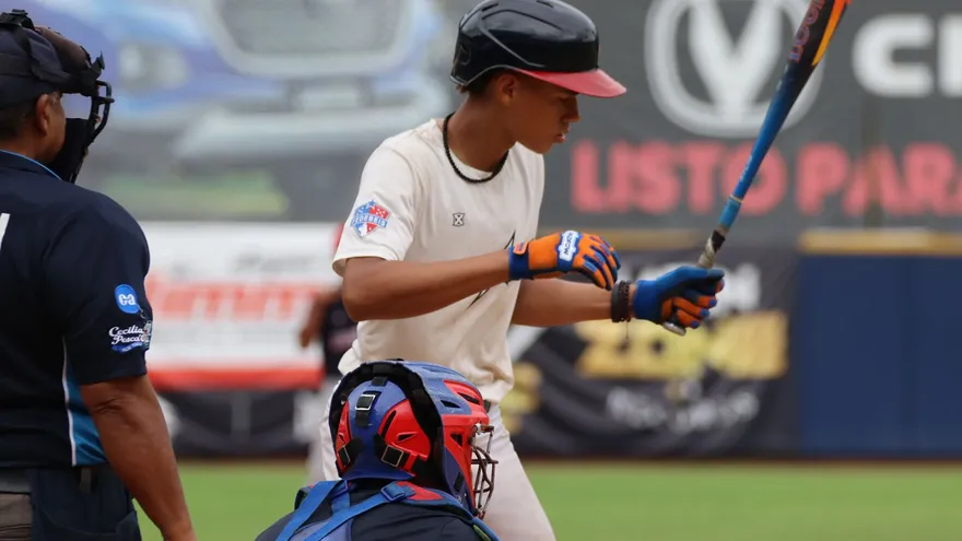 Preselección de Béisbol U15 de Panamá en partido interescuadra