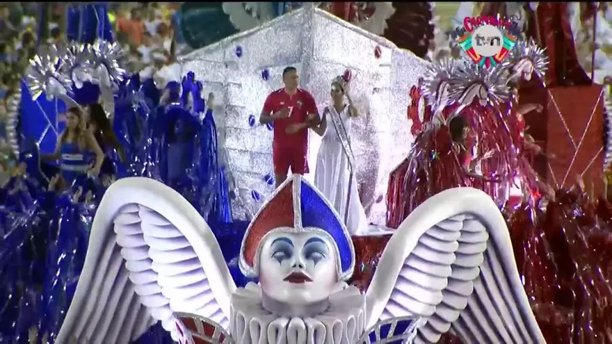 Blas Pérez desfila en el Sambodromo