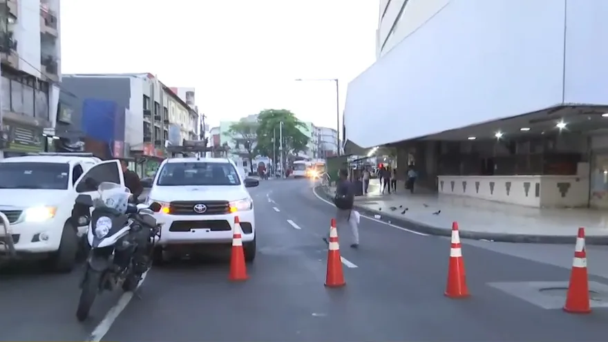 Cierres en Calidonia por incendio en supermercado
