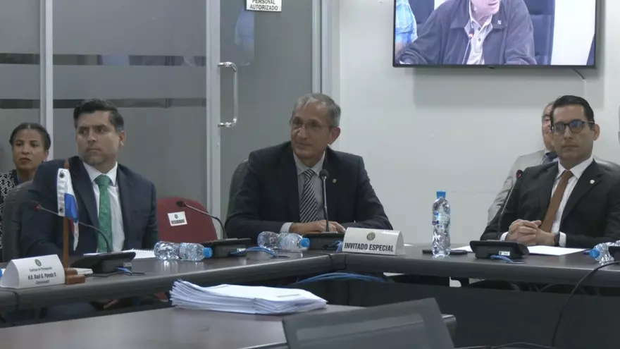 El ministro de Vivienda, Jaime Jované  solicita traslado de $1.4 millones del Fondo de Vivienda Solidario para pagar alquiler del edificio Plaza Edison
