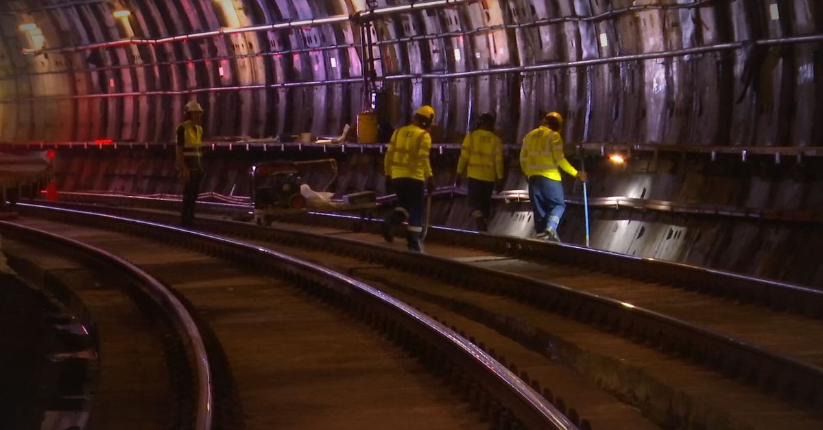 Contenido Exclusivo: El turno invisible del Metro