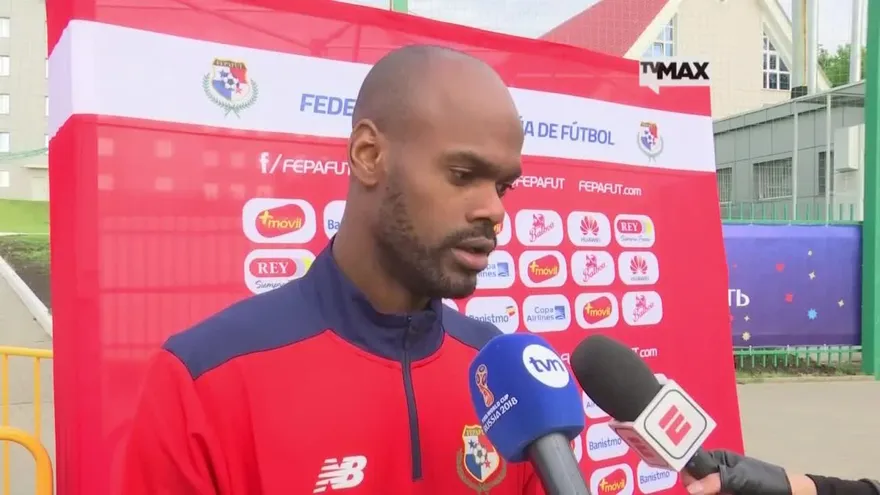 Adolfo Machado: "El profe ya maneja un plantel para el juego ante Bélgica"