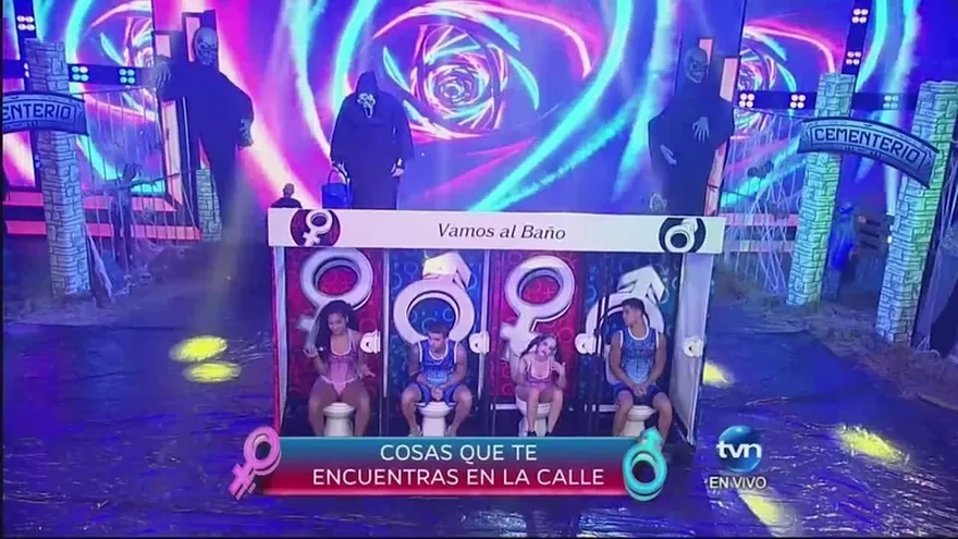 ¡El malvado Anonymous repartió baldazos en Vamos al Baño!