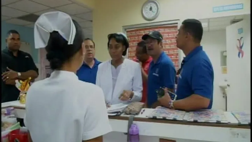 Enfermeras continúan en pie de guerra por ajuste de salario.