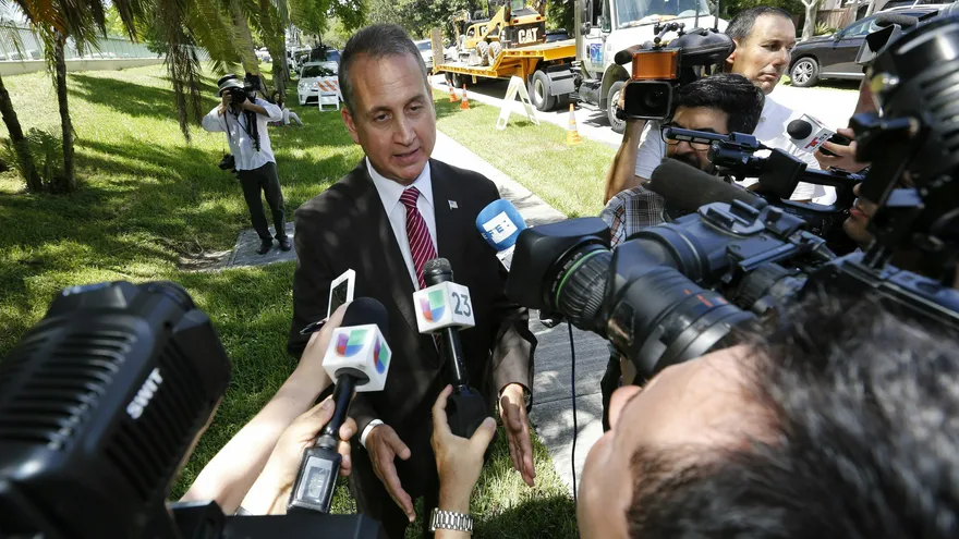 En la imagen, el congresista norteamericano Mario Diaz-Balart