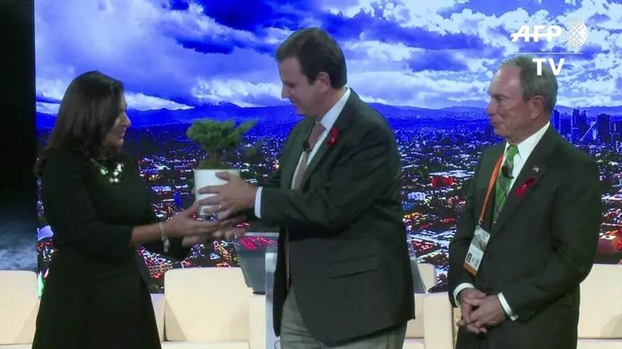 Alcaldes del mundo buscan contener el calentamiento global