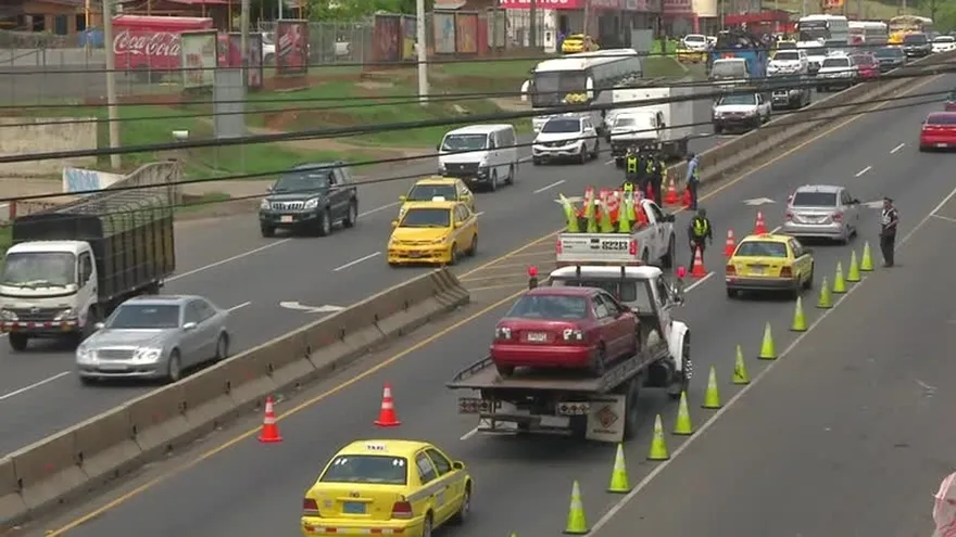 Inversión de carriles causa molestias en moradores de Capira