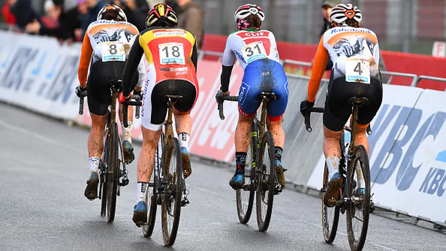 La suspensión de las dos pruebas cataríes constituye un serio golpe para el programa de promoción del ciclismo en Oriente Medio diseñado por la UCI.