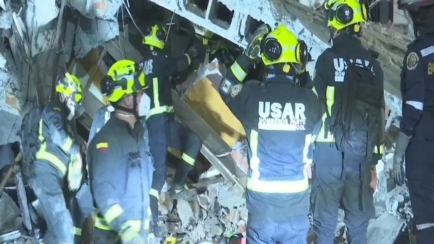Colombia Earthquake: Rescuers Search for Survivors 72 Hours After 7.4 Magnitude Tremor