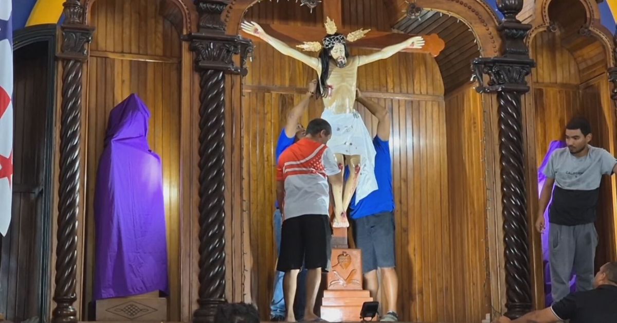 Más de 120 mil fieles visitan al Santo Cristo de Alanje en Semana Santa
