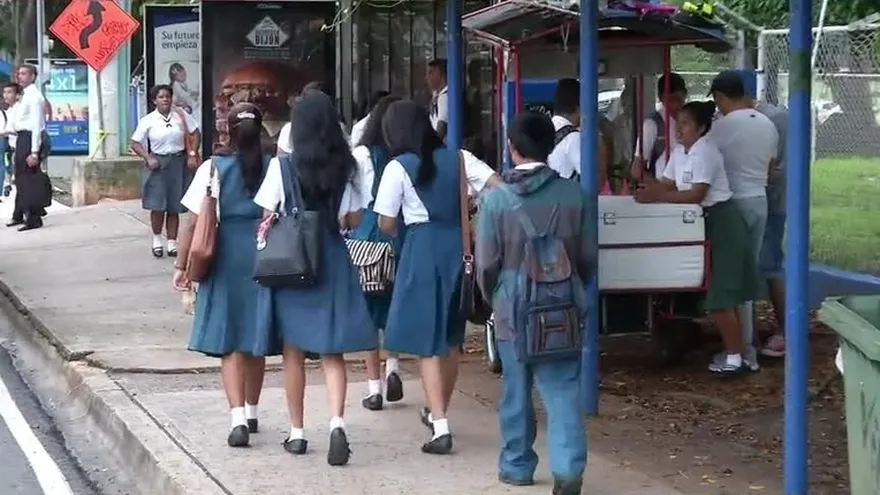 Baja asistencia a clases en el Richard Neumann