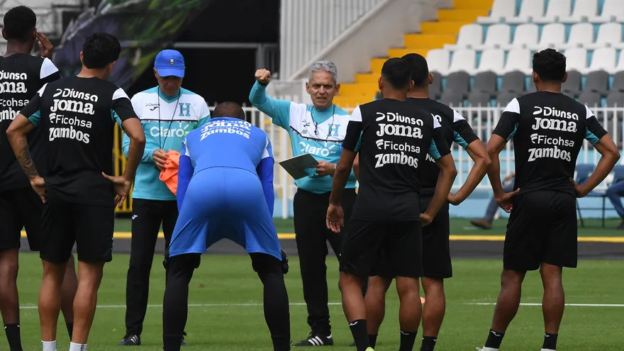 Reinaldo Rueda entrenador de la selección de Honduras