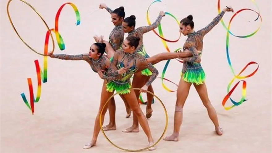 Rusia controla la gimnasia rítmica en Londres