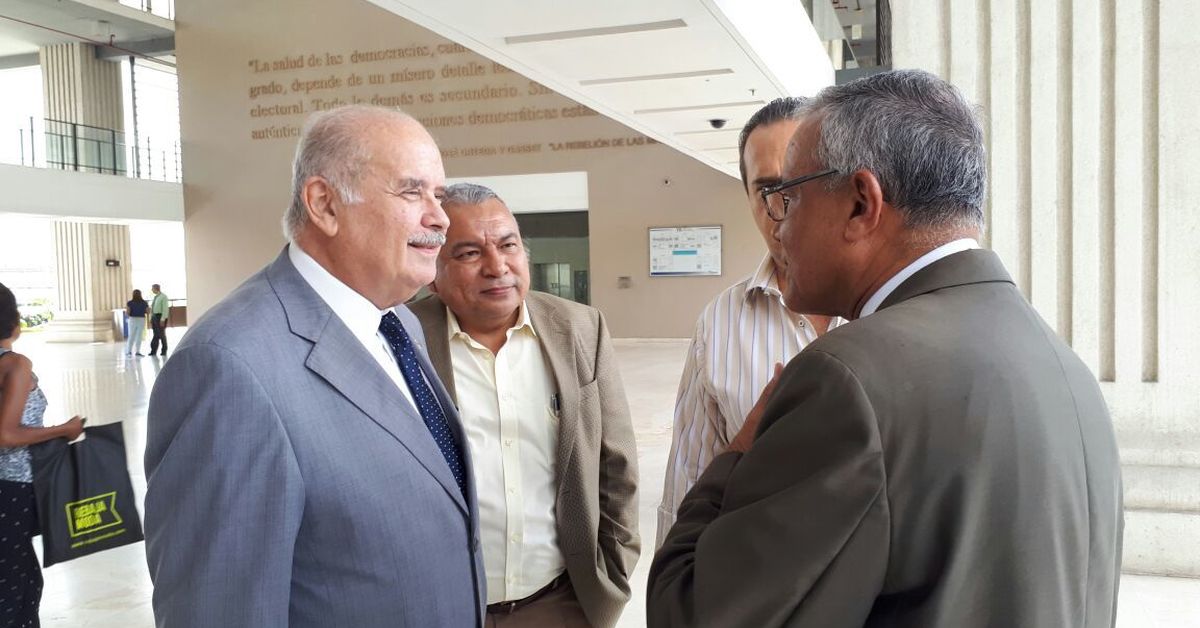 Miguel Antonio Bernal aspira a ser el nuevo inquilino de la Presidencia