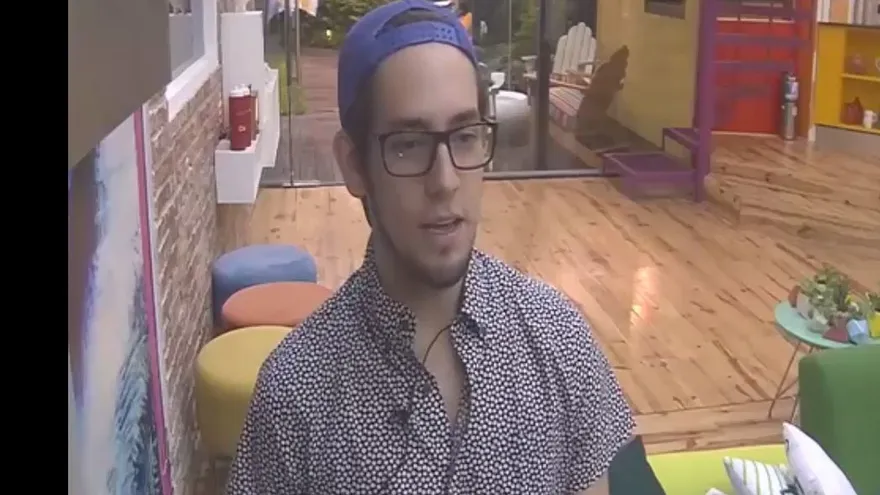 Milca y Carolina no saben de típico