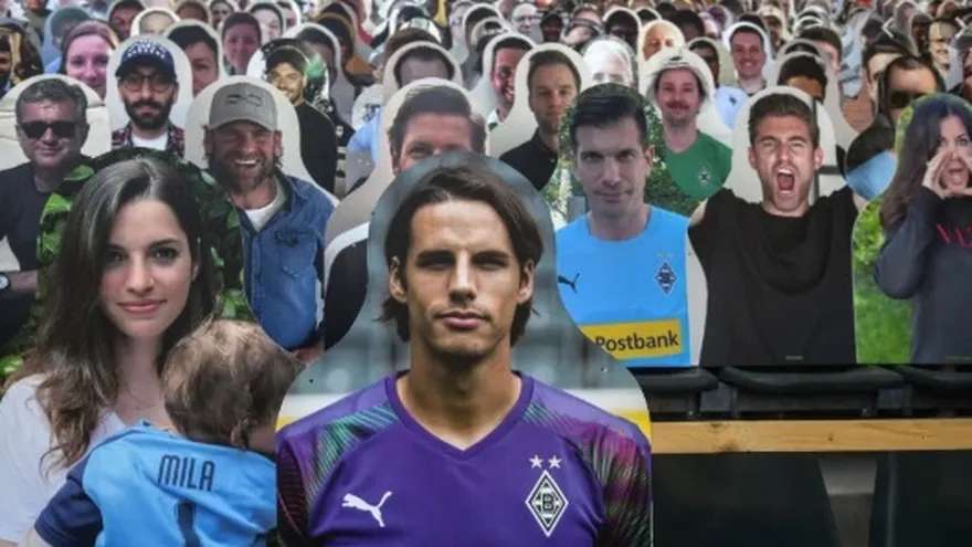 Aficionados de cartón animarán al Borussia Mönchengladbach en la Bundesliga