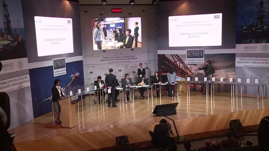 Histórica licitación petrolera en México