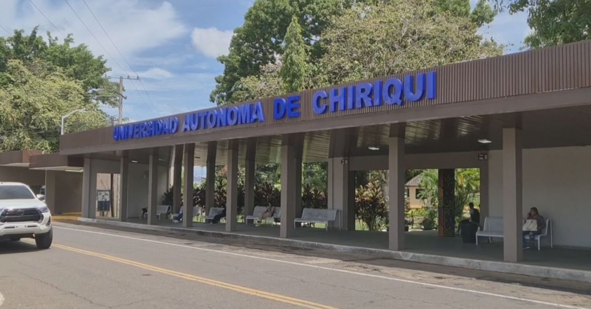 Docentes expresan preocupación por crisis económica en la Unachi y deuda con la CSS