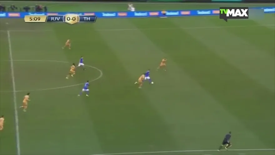 Dybala y Benatia dan el triunfo a la Juventus ante el Tottenham