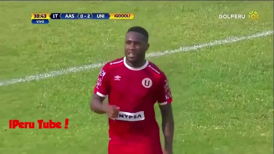 Doblete para Luis Tejada en Perú