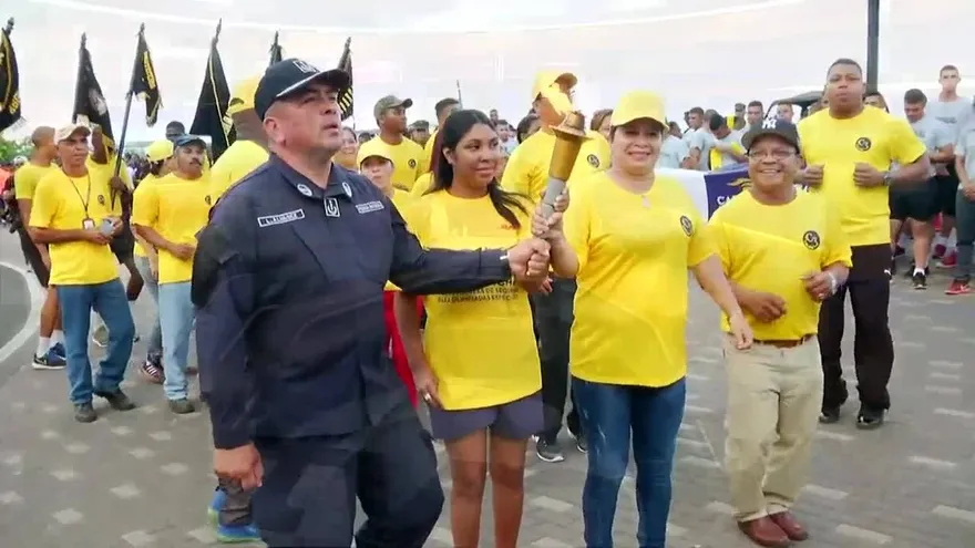 Noticiero AM 21 de abril del 2017 - Bloque 1